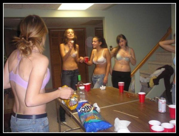 drinking-games-beer-pong-Hot-Digest-760x569