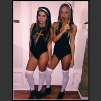 best-funny-halloween-pictures-2016-sexy-halloween-pictures-2016-201716