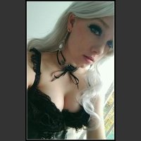 best-funny-halloween-pictures-2016-sexy-halloween-pictures-2016-201725