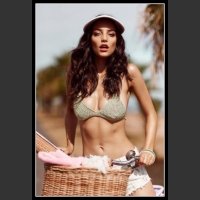 girls_on_bicycles_39