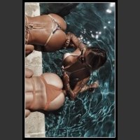 girls_showing_some_21r